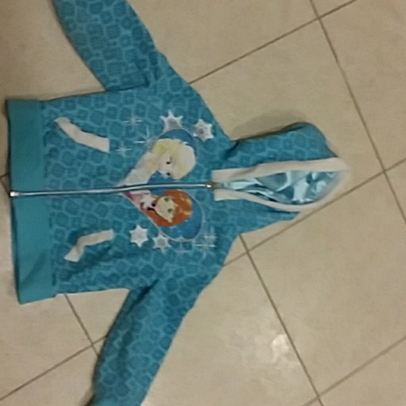 Disney Olaf's frozen adventure sweater SOLD - Picture 2 of 5